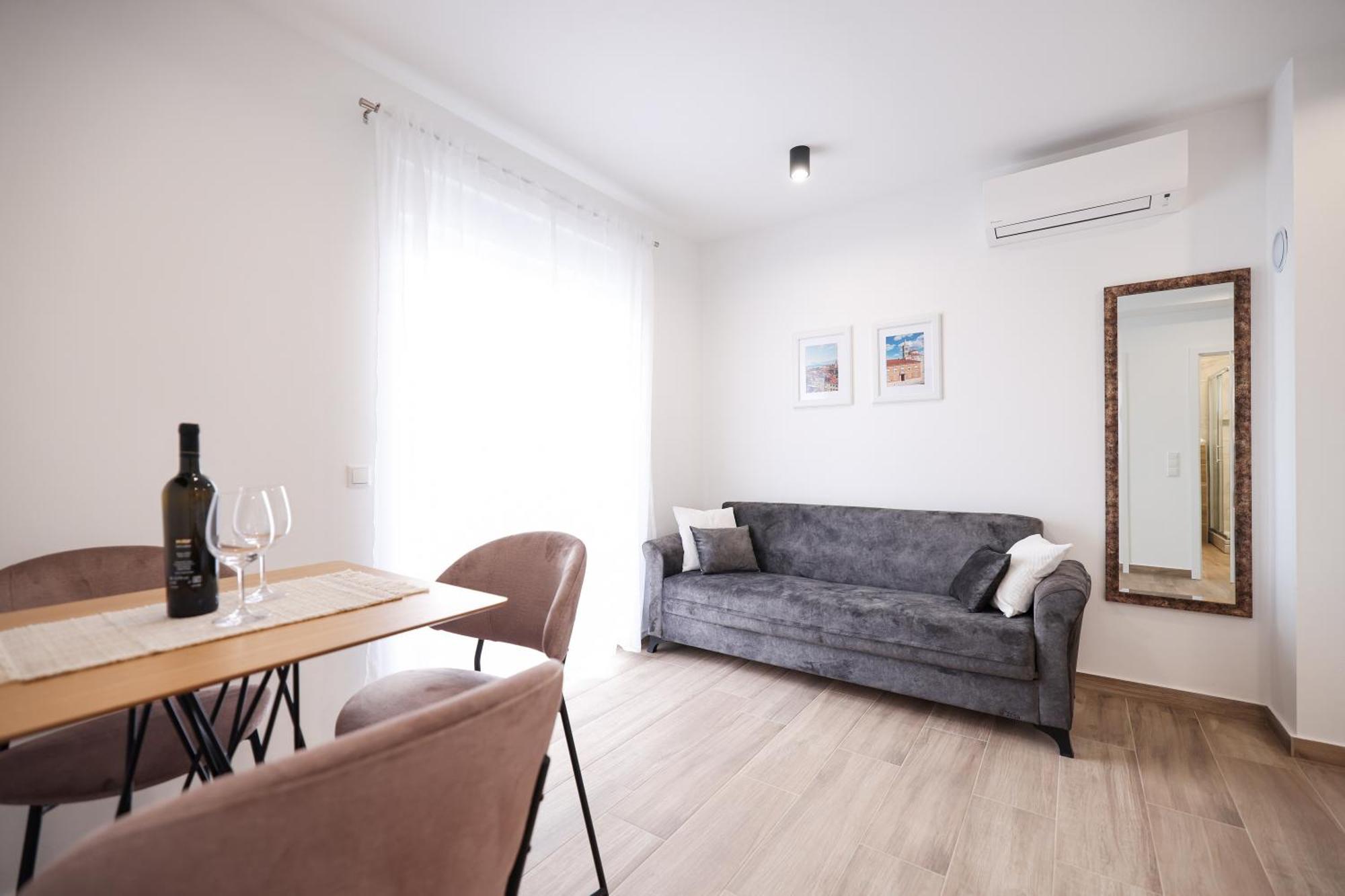 Duo Soles - Apartments With Private Parking Near Zadar Murvica  Exterior photo