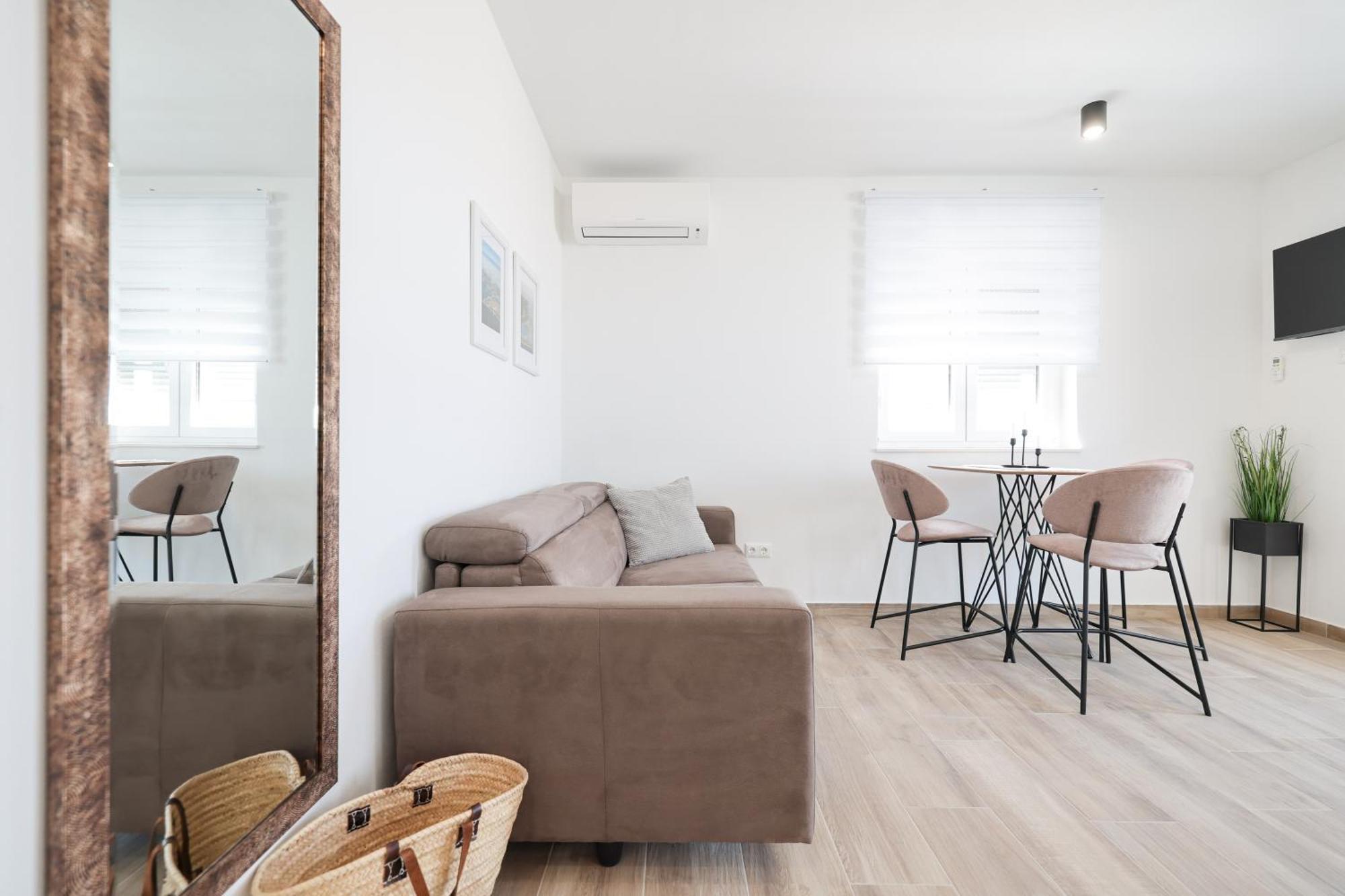 Duo Soles - Apartments With Private Parking Near Zadar Murvica  Exterior photo